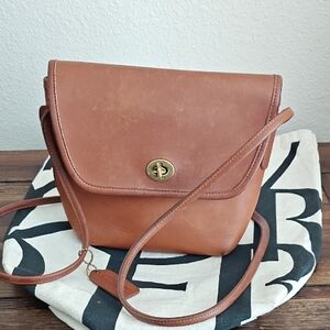 Vintage Coach - Quincy